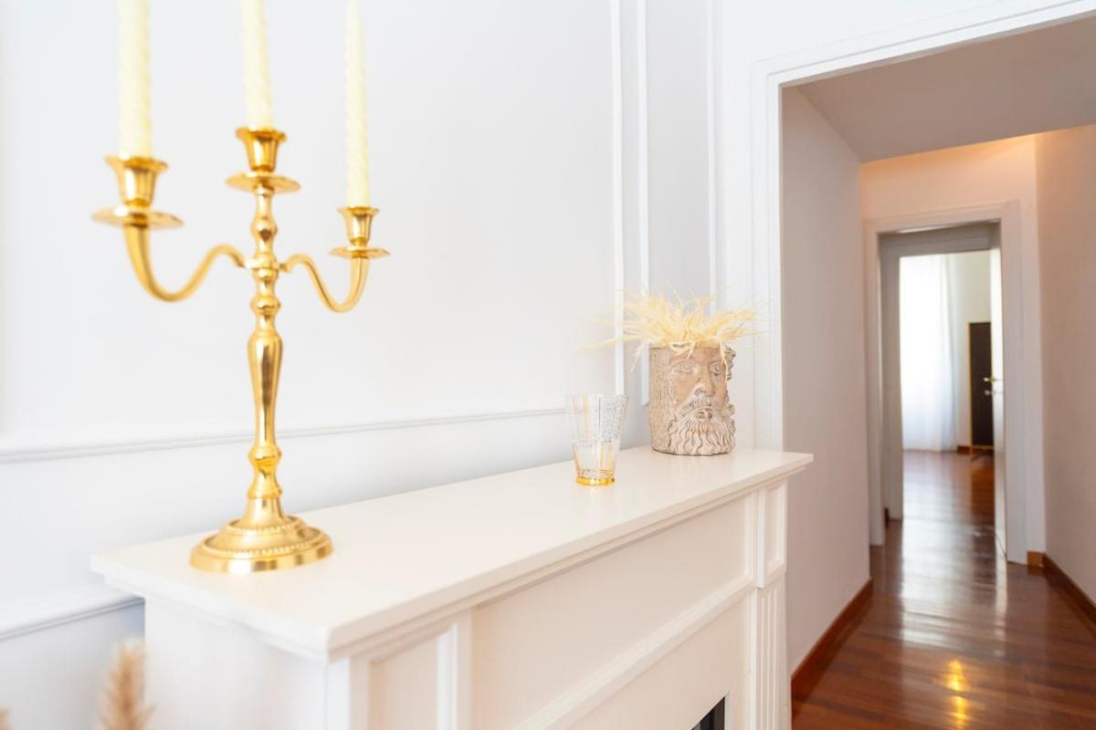 Trevi Fountain Superior Apartment Rome